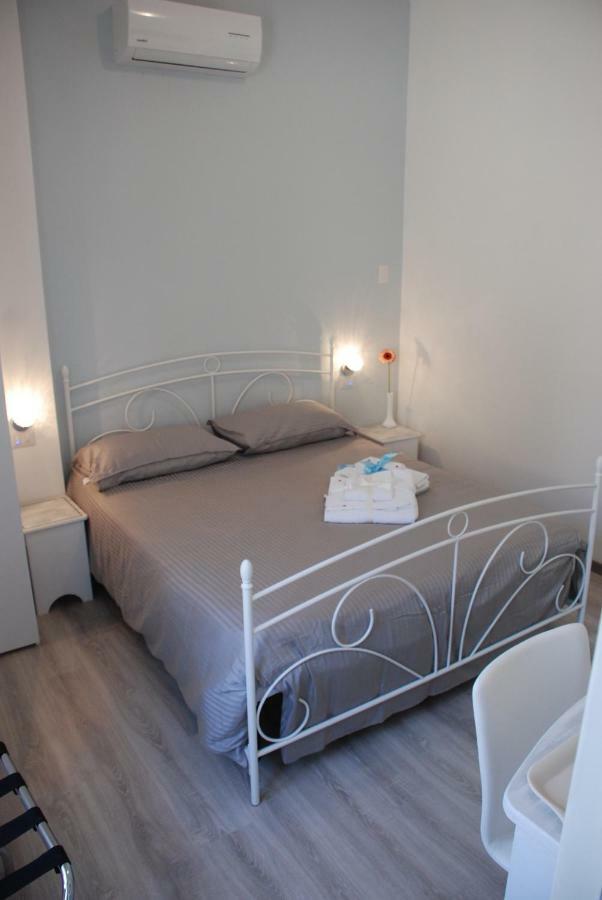 La Fortezza Crotone Exterior photo